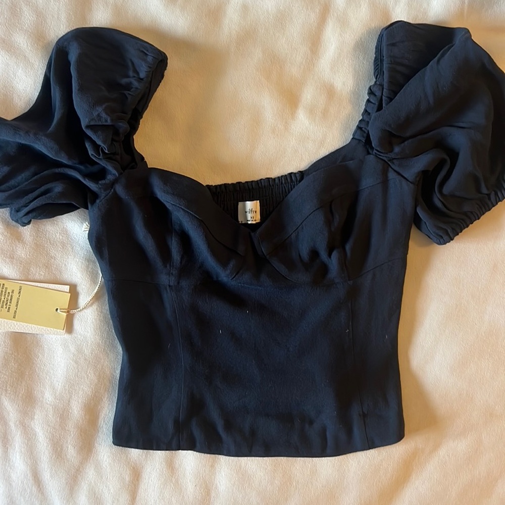 Aritzia Novella Navy Blue Short Sleeve Top New with Tags!!